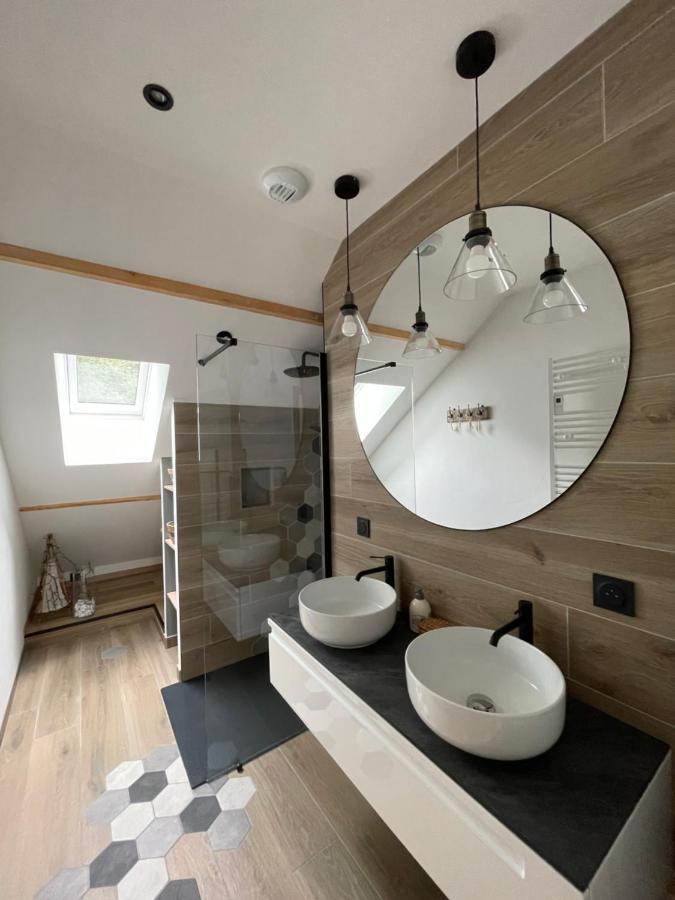 Chambres D'Hotes Les Chambres D'Elsa Albiez Montrond Bagian luar foto