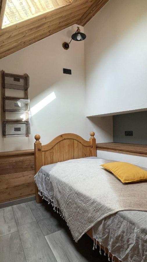 Chambres D'Hotes Les Chambres D'Elsa Albiez Montrond Bagian luar foto